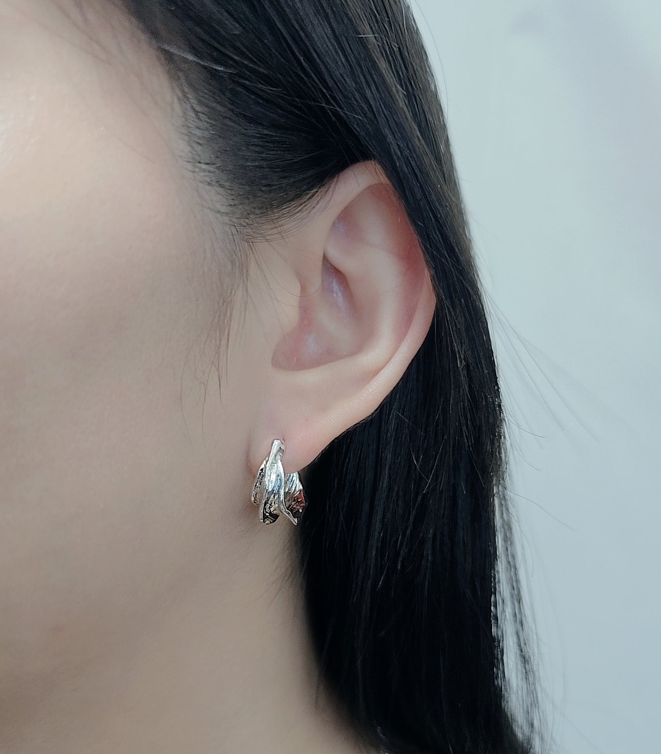 IRREGULAR TIN FOIL TEXTURE EARRINGS