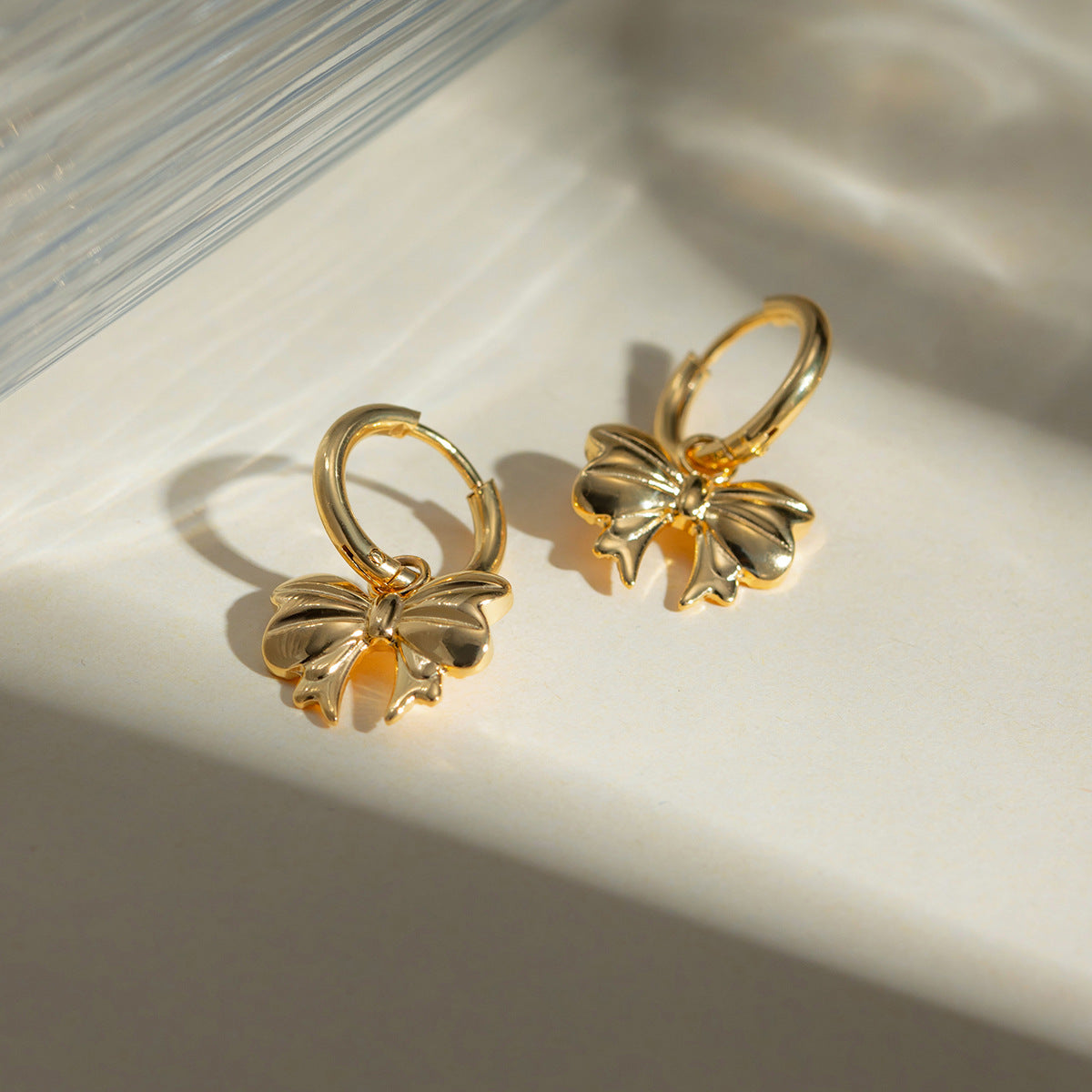 BOW EARRINGS