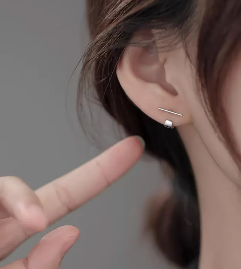 SLEEK BAR AND CUBE EARRINGS