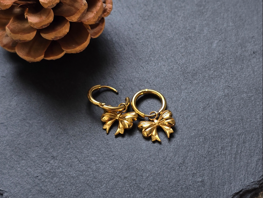 BOW EARRINGS