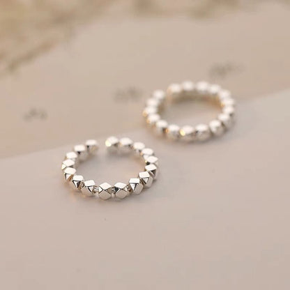 GEOMETRIC BEAD RING