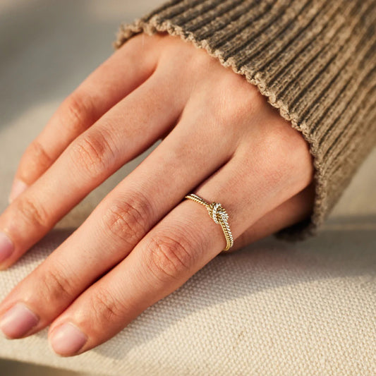 GOLD AND SILVER KNOT RING