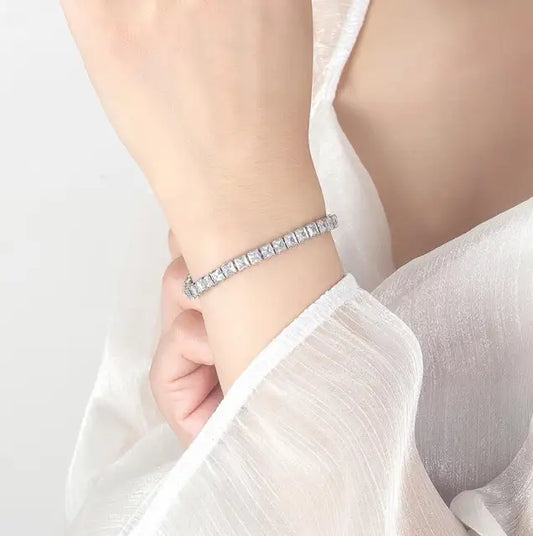 FOUR-CLAW FULL DIAMOND BRACELET