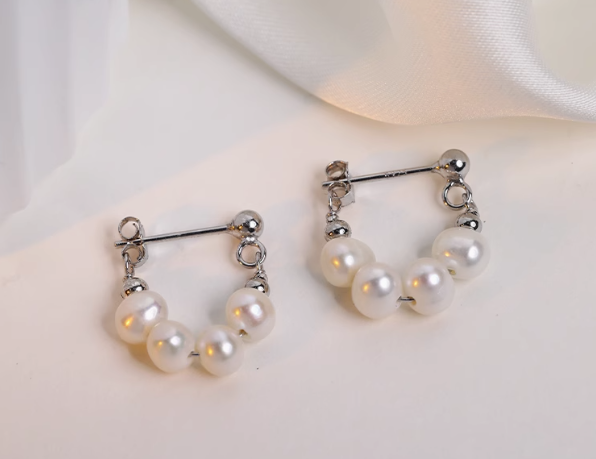 BAROQUE FRESHWATER PEARL EARRINGS